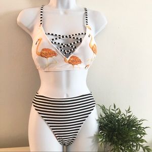CUPSHE Reversible Flamingo Bikini